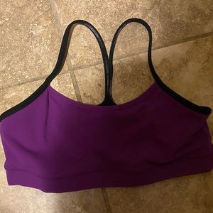 Lululemon size 8 sports bra